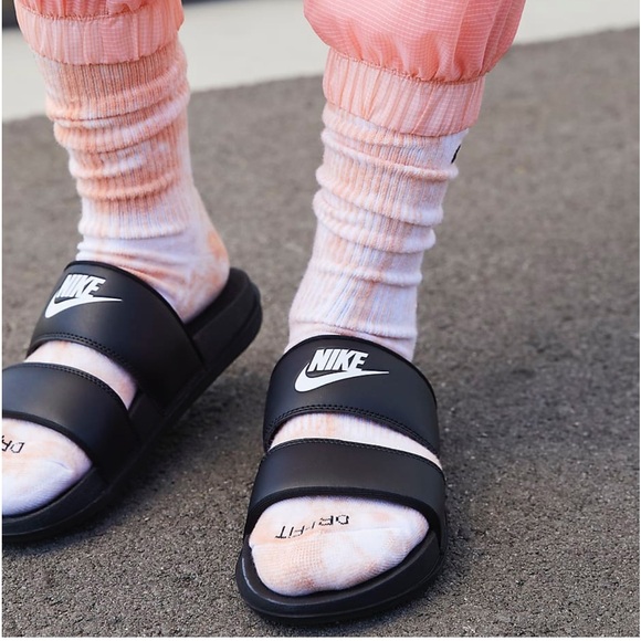 Nike Offcourt Duo Custom Sandals - Picture 7 of 9